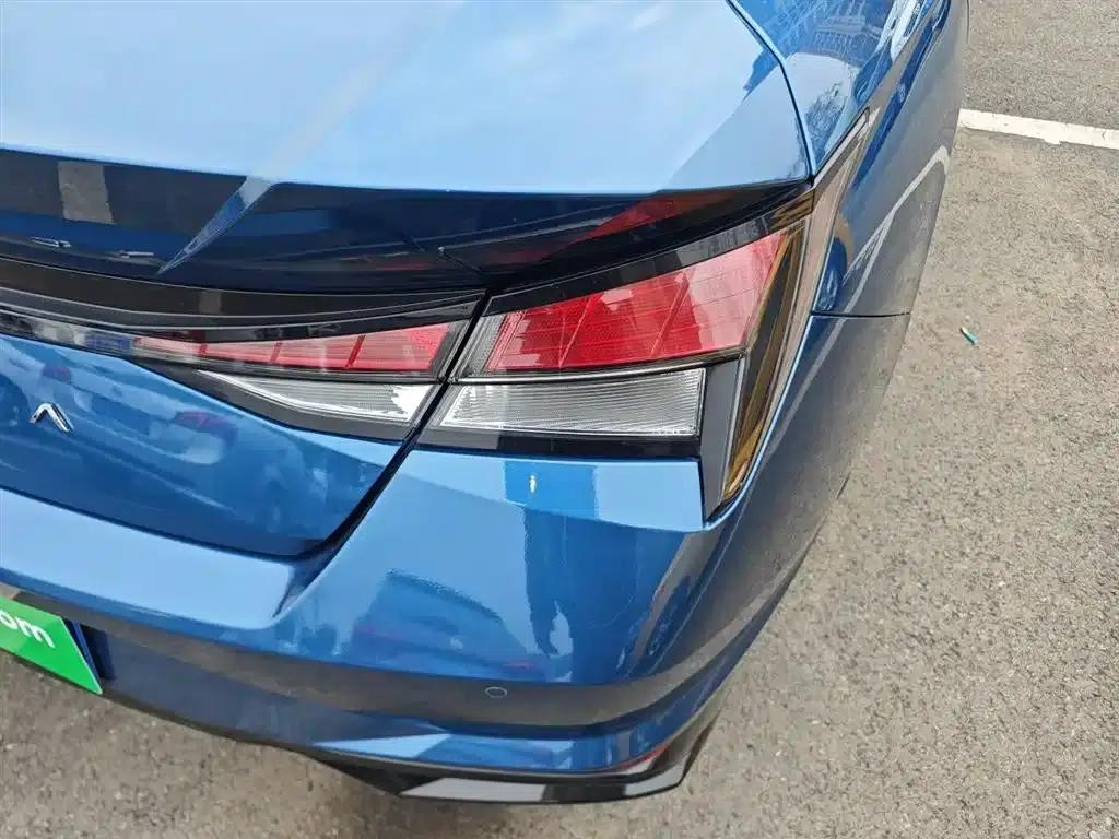 Hyundai Elantra 2022 1.5L CVT GLX Elite Edition — миниатюра 8