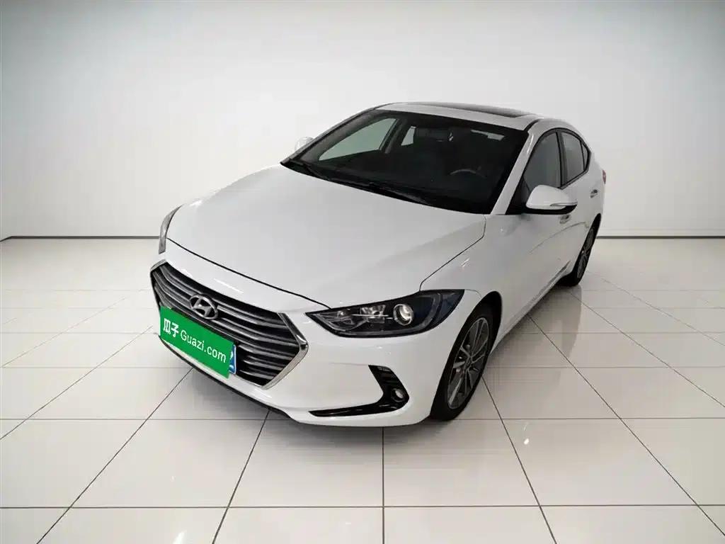Hyundai Elantra 2016 1.6L Automatic Smart Elite Edition — миниатюра 2