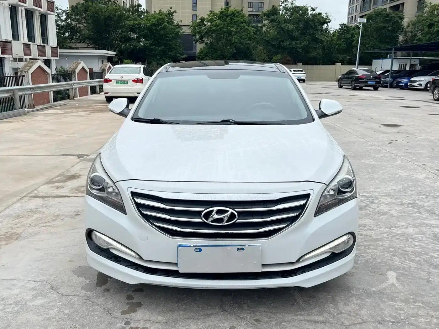 2016 Mistra 1.8L Automatic Intelligent GLS — миниатюра 2