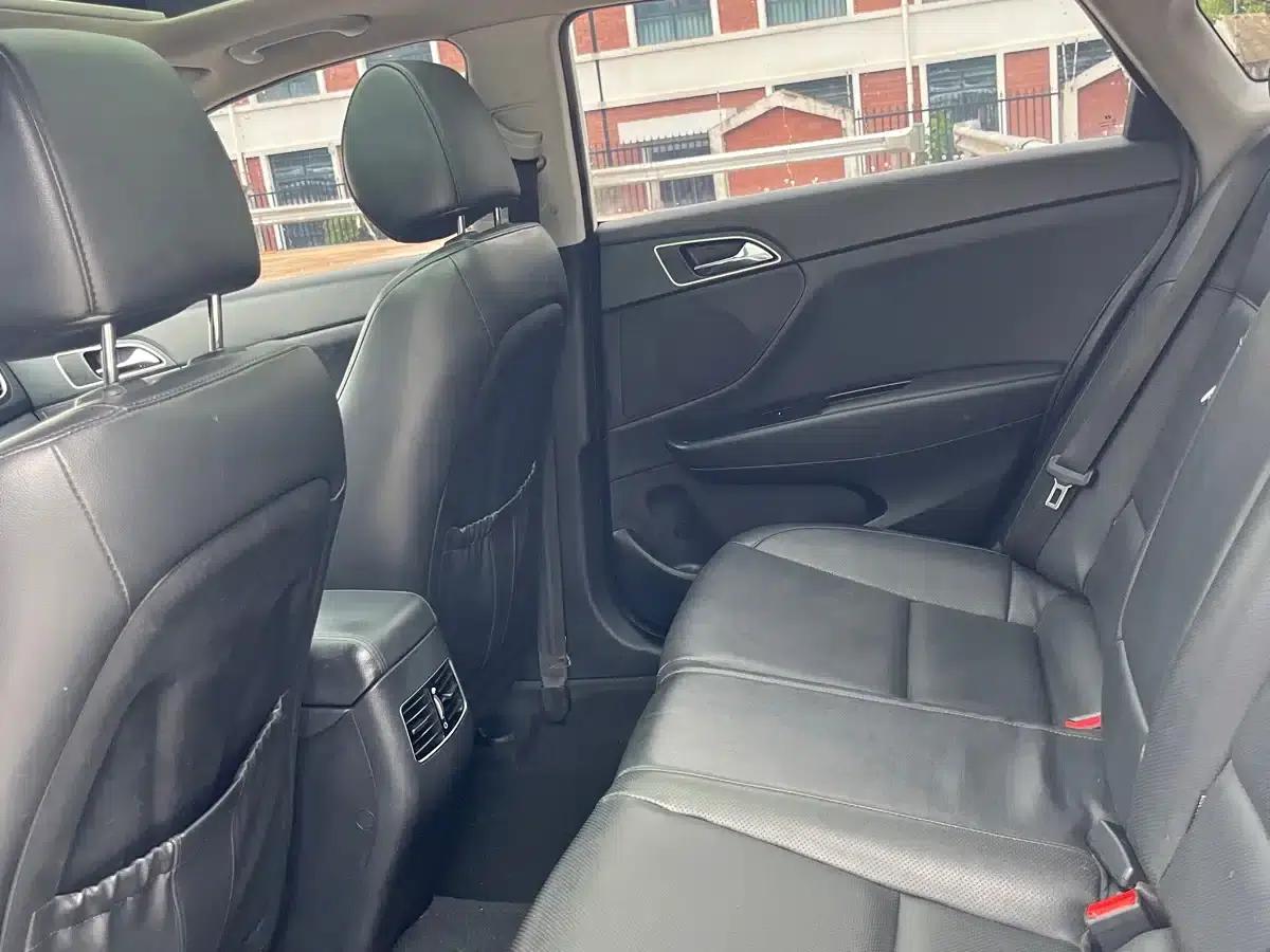 2016 Mistra 1.8L Automatic Intelligent GLS — миниатюра 14