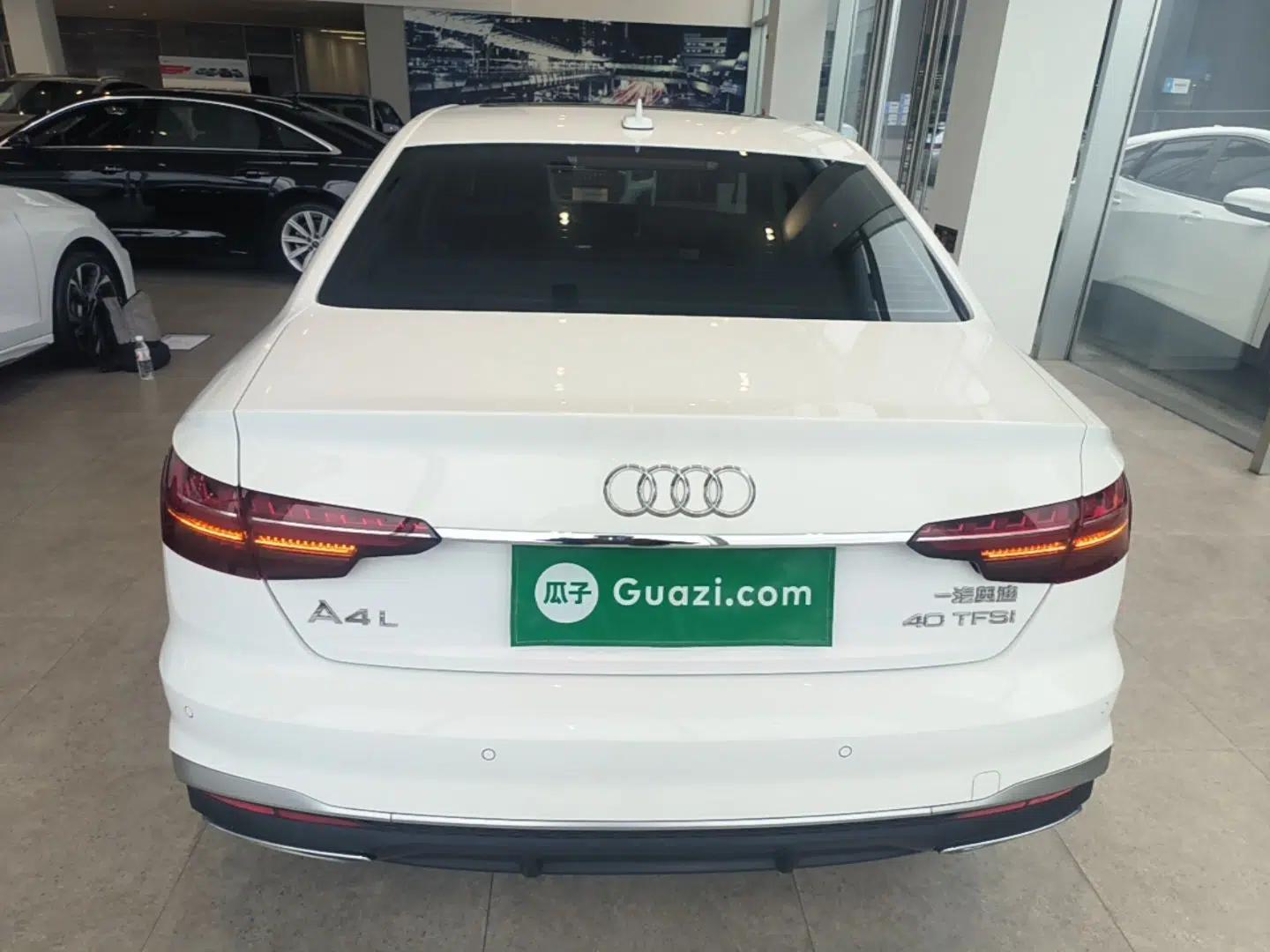 Audi A4L 2024 40 TFSI Fashion Dynamic Model — миниатюра 3