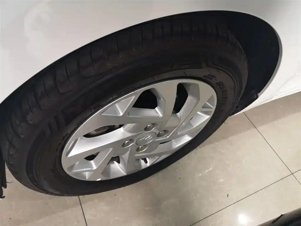 2020 Hyundai Verna 1.4L CVT TOP Elite Edition — миниатюра 23