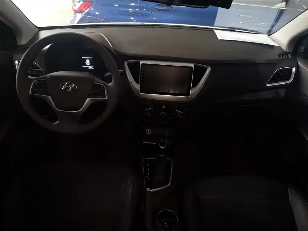 2020 Hyundai Verna 1.4L CVT TOP Elite Edition — миниатюра 10