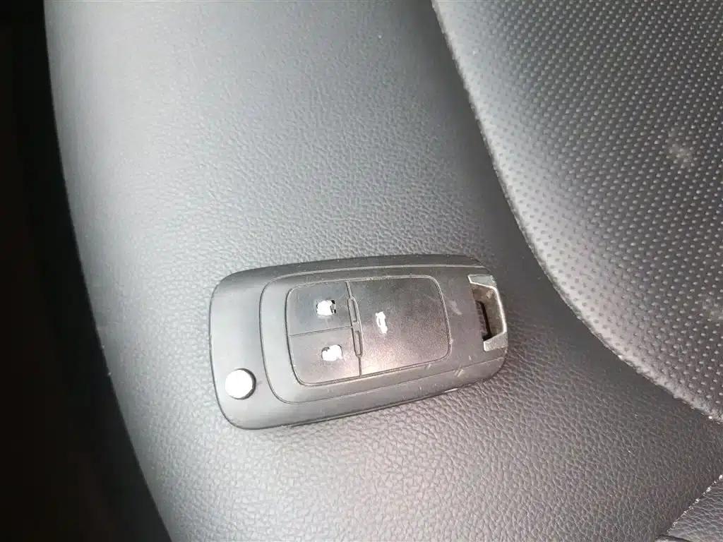 Chevrolet Cruze 2022 Mild Hybrid RS 330T Automatic Comfort Edition — миниатюра 17