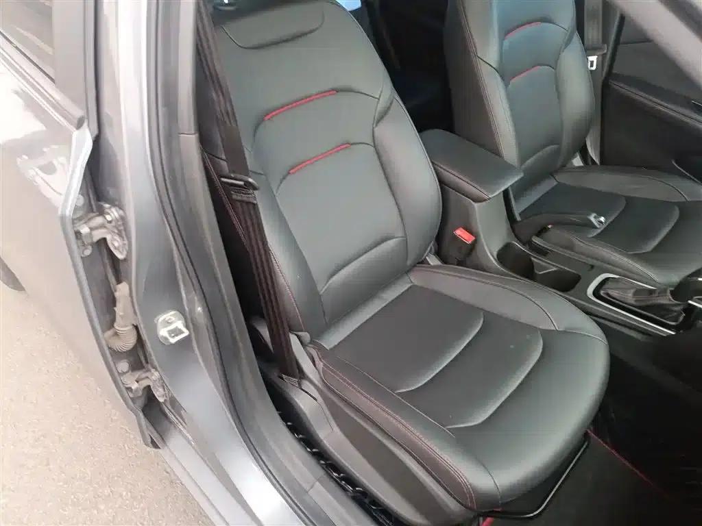 Chevrolet Cruze 2022 Mild Hybrid RS 330T Automatic Comfort Edition — миниатюра 20