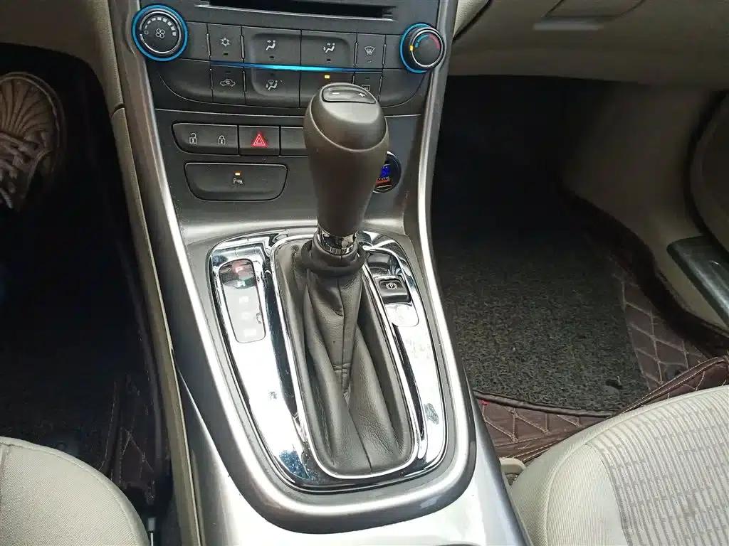 2014 Chevrolet Malibu 2.0L Automatic Comfort Edition — миниатюра 14