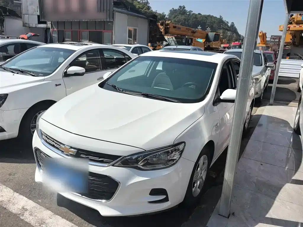Chevrolet Cruze 2019 320 Automatic Sunroof Edition — миниатюра 1