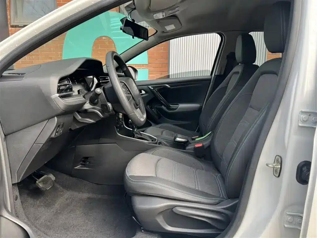 Citroën C3-XR 2021 190THP DCT Premium Edition — миниатюра 13
