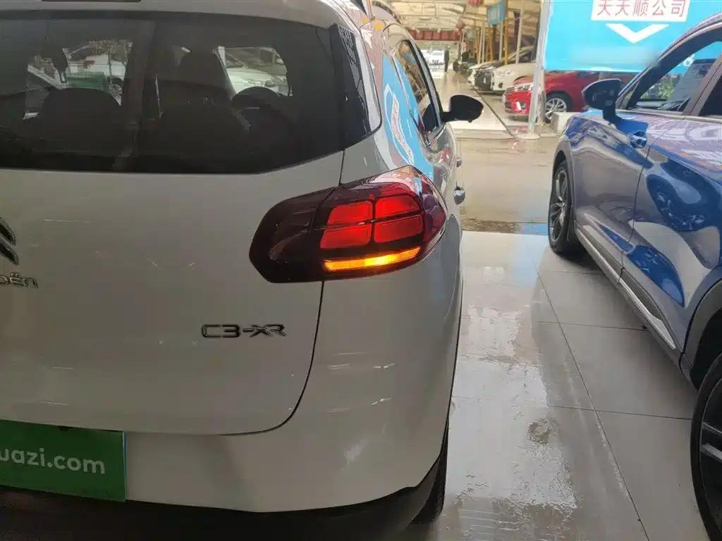 Citroën C3-XR 2021 190THP DCT Premium Edition — миниатюра 21