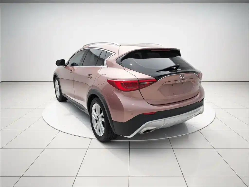 Infiniti QX30 2017 1.6T 2WD Fashion Edition — миниатюра 5