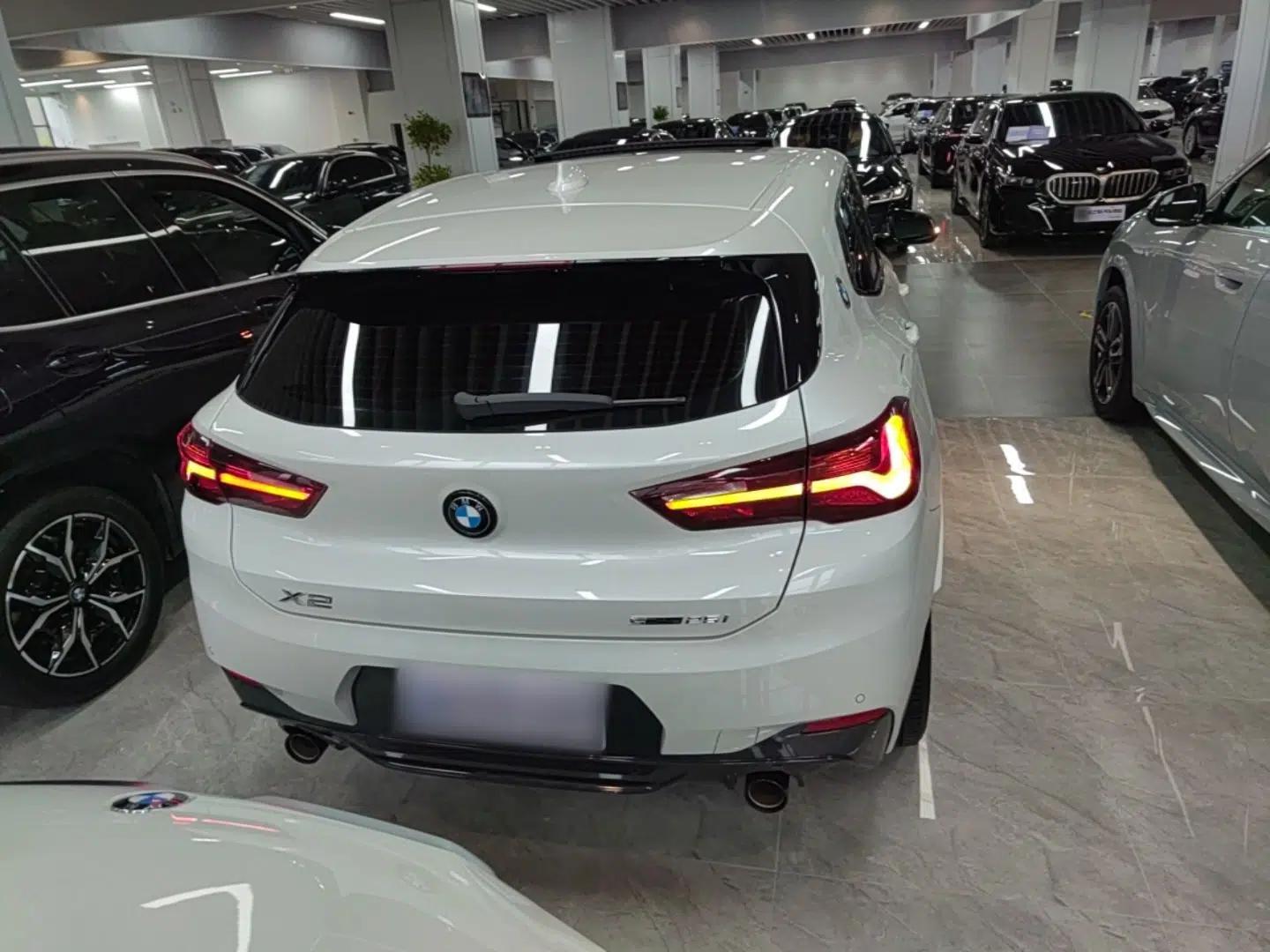 BMW X2 2023 sDrive25i M Sport Night Edition — миниатюра 5
