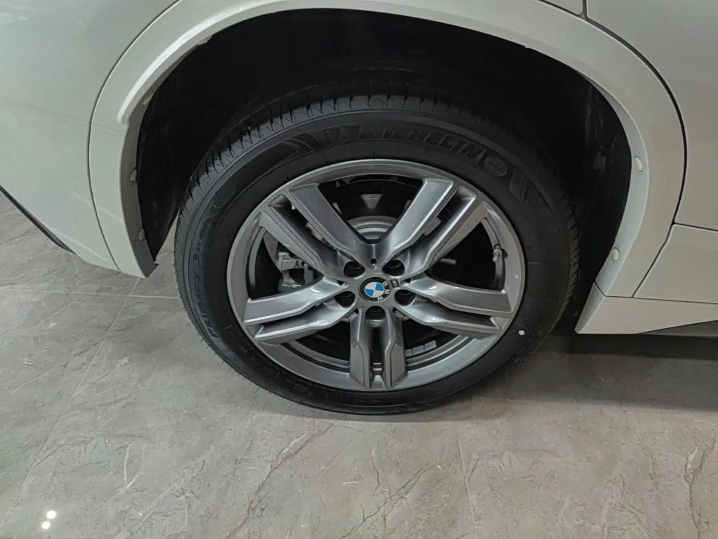 BMW X2 2023 sDrive25i M Sport Night Edition — миниатюра 10