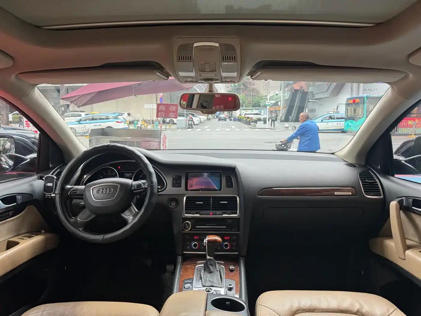 Audi Q7 2012 3.0 TFSI Comfort 200kW — миниатюра 13