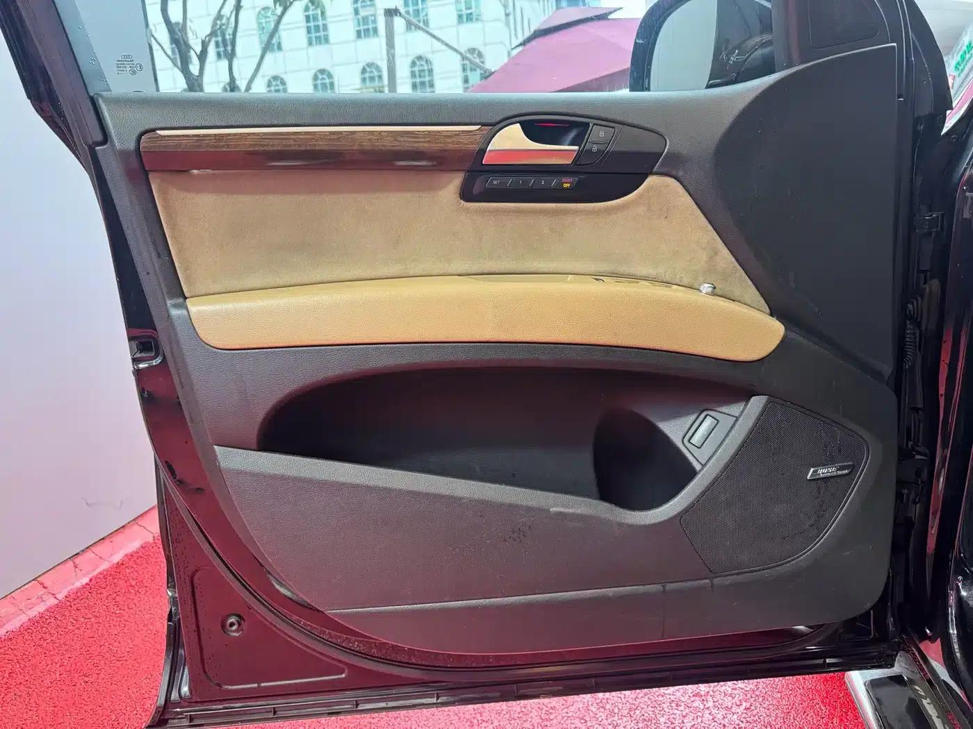 Audi Q7 2012 3.0 TFSI Comfort 200kW — миниатюра 7