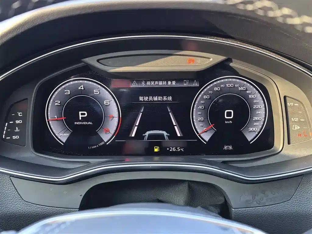 2024 Audi A7L 45 TFSI quattro Black Edition — миниатюра 4
