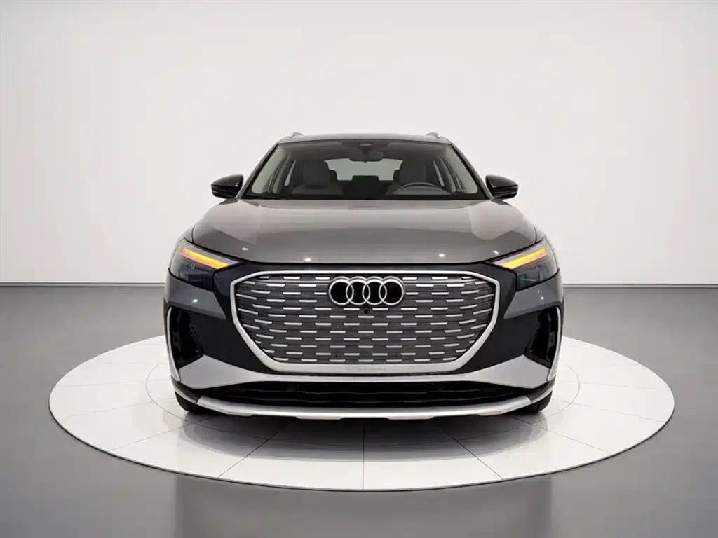 Audi Q4 e-tron 2024 Model 40 e-tron Adventure Edition — миниатюра 3