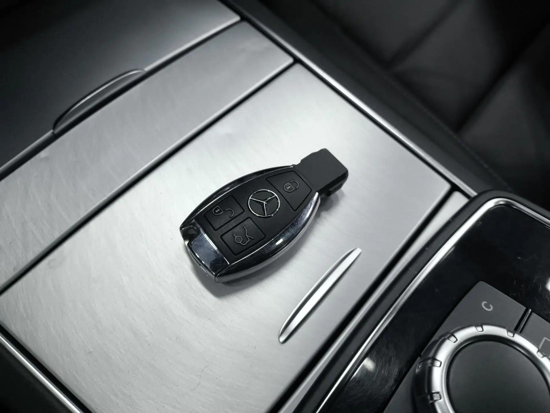 Mercedes-Benz E-Class 2016 E 200 Coupe Dynamic Edition — миниатюра 22