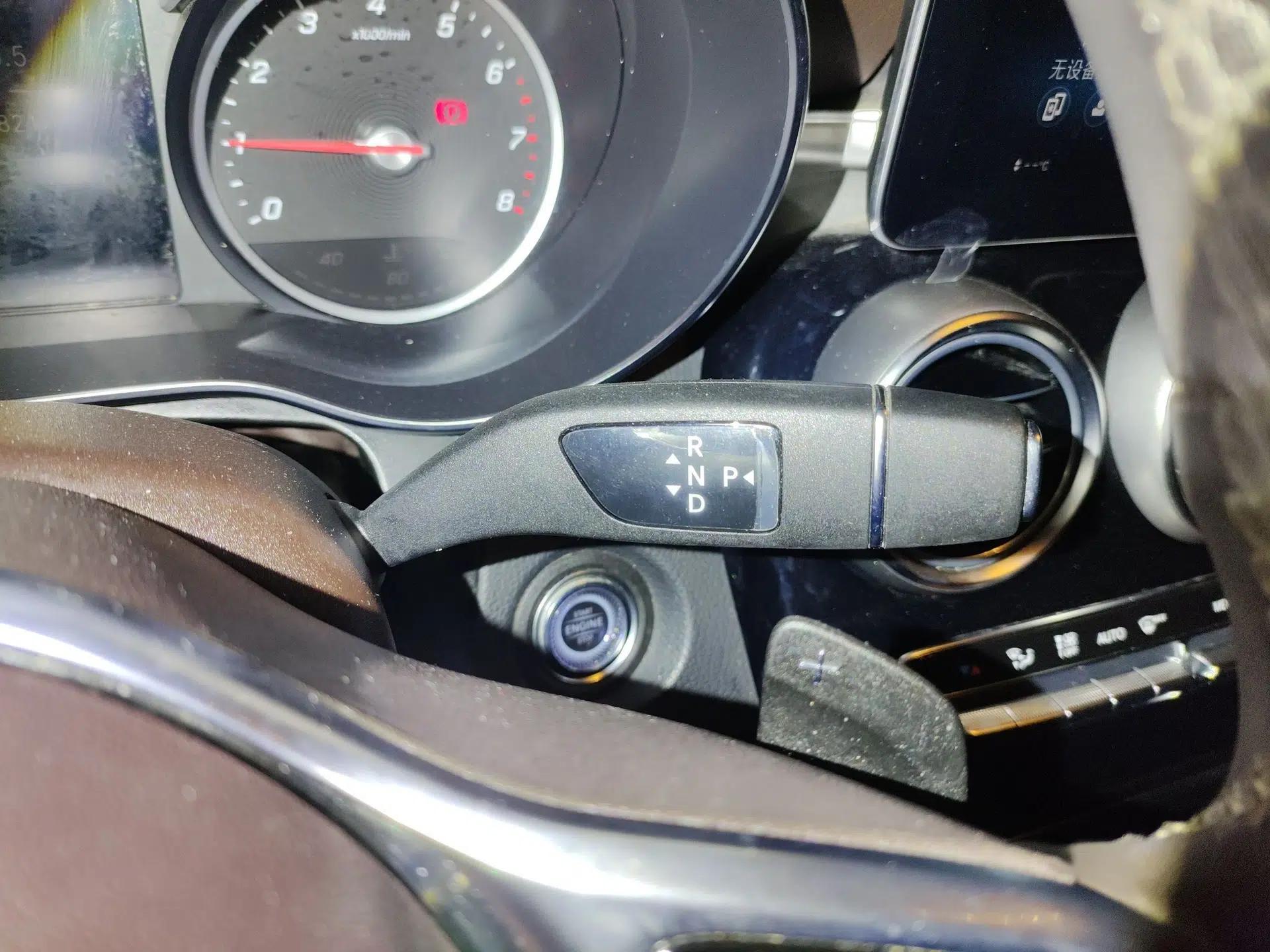 Mercedes-Benz GLC 2020 GLC 260 L 4MATIC Dynamic Model — миниатюра 13