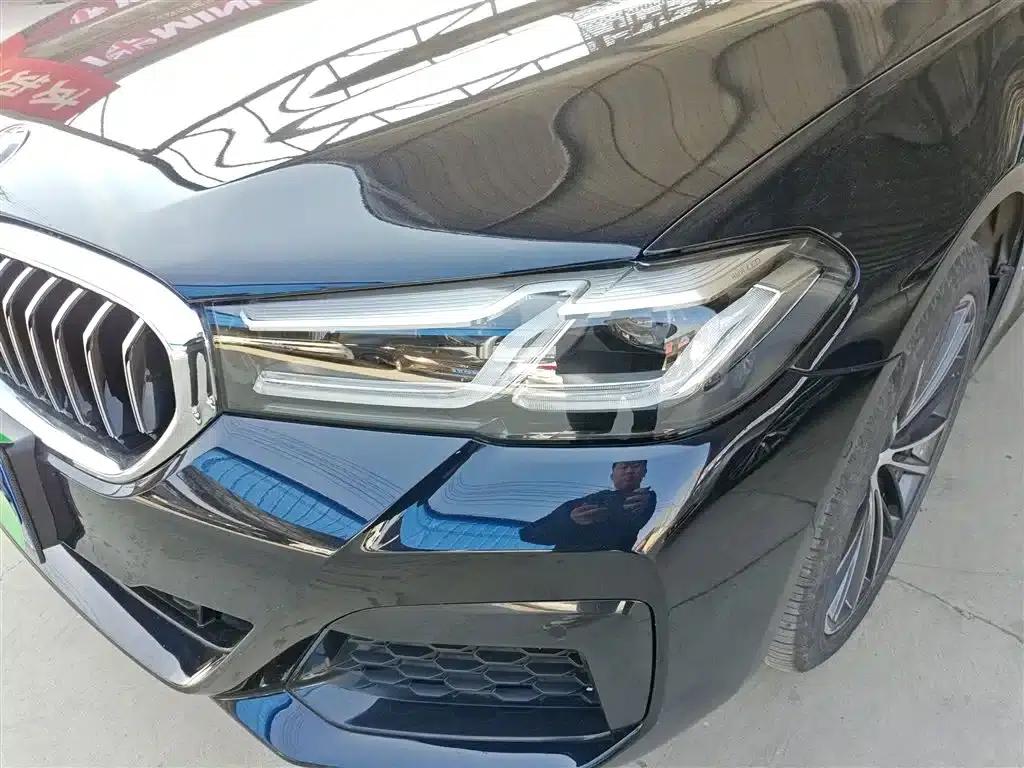 2023 BMW 5 Series 530Li Leading Edition M Sport Package — миниатюра 24
