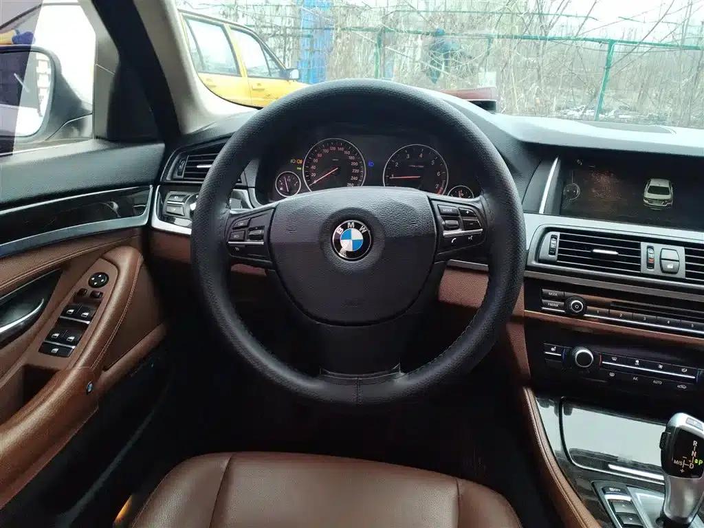2014 BMW 5 Series 525Li Leading Edition — миниатюра 11