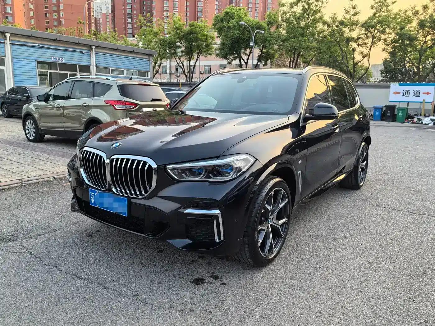 BMW X5 2022 Facelift xDrive 40Li M Sport Package — миниатюра 1