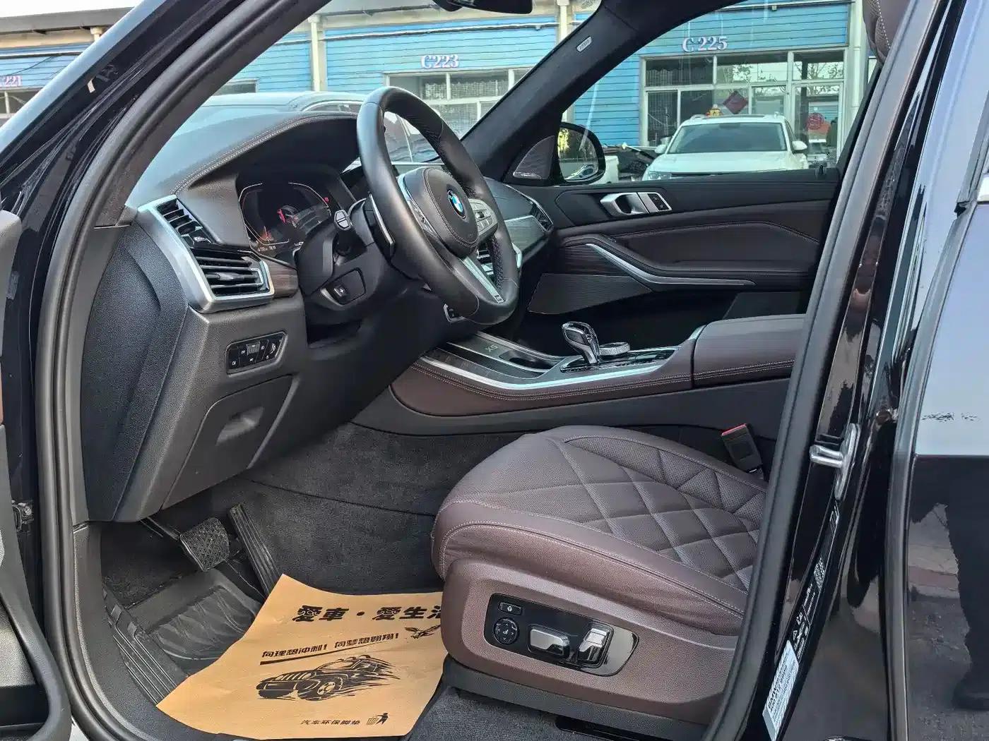 BMW X5 2022 Facelift xDrive 40Li M Sport Package — миниатюра 8