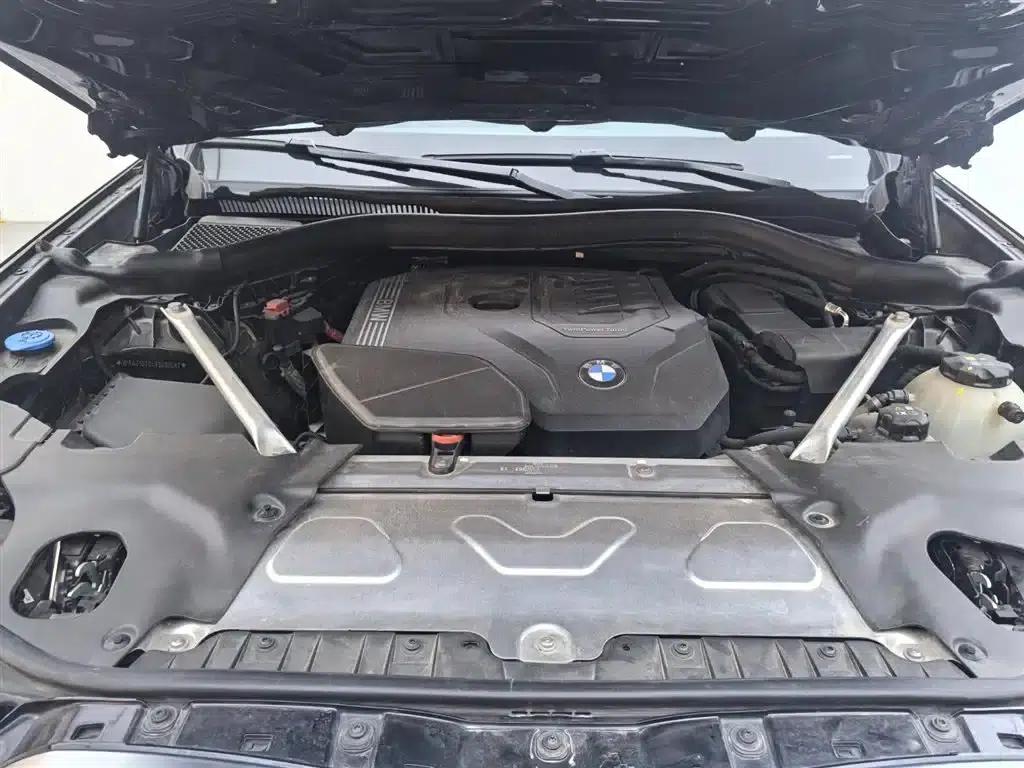 2022 BMW X4 xDrive 30i M Sport Package — миниатюра 17