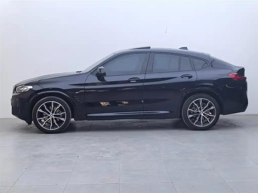 2022 BMW X4 xDrive 30i M Sport Package — миниатюра 3