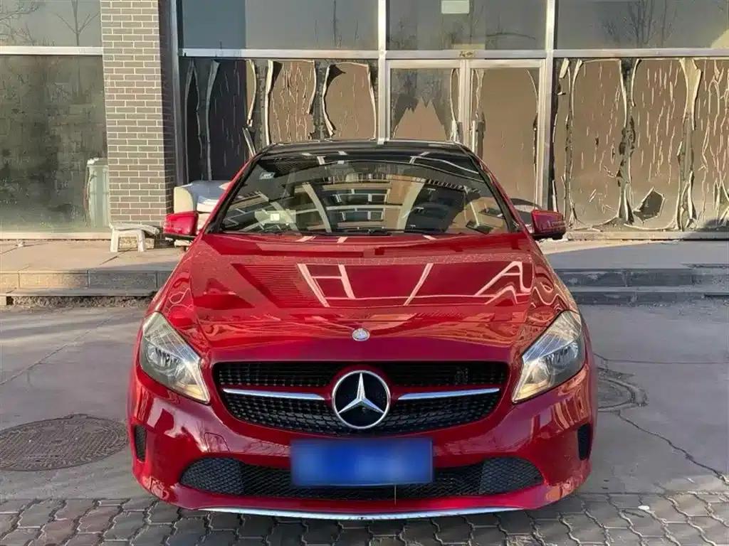 Imported Mercedes-Benz A-Class 2017 A 180 — миниатюра 4