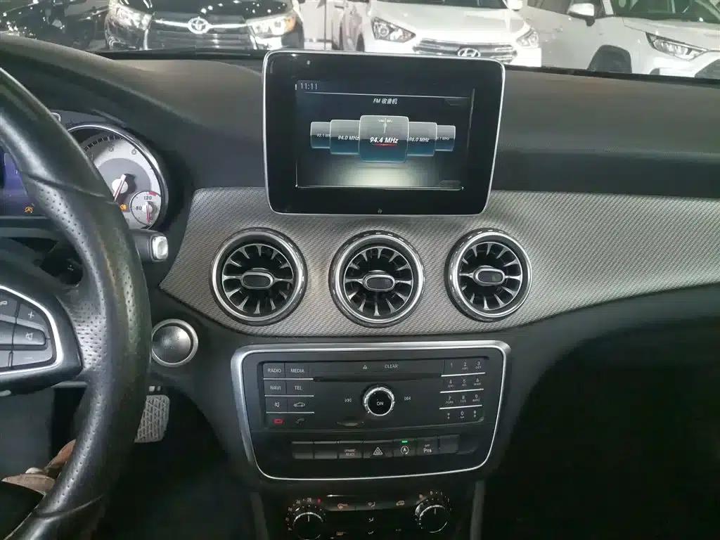 2016 Mercedes-Benz GLA 200 Dynamic — миниатюра 13