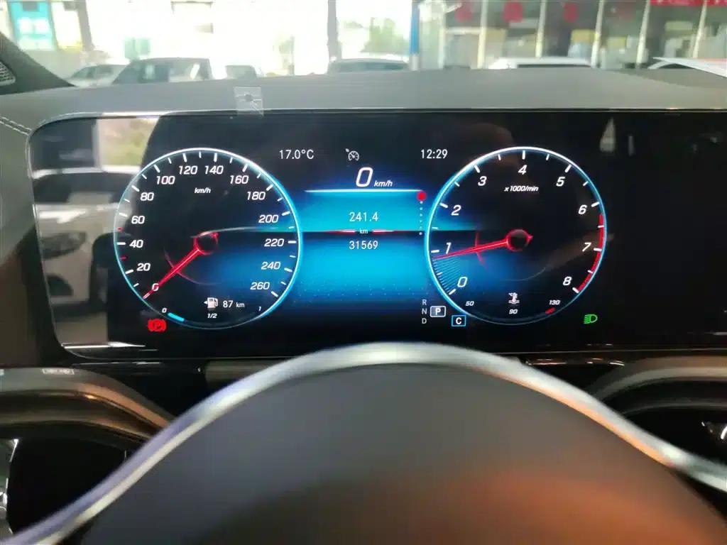 2020 Mercedes-Benz GLA 200 — миниатюра 9