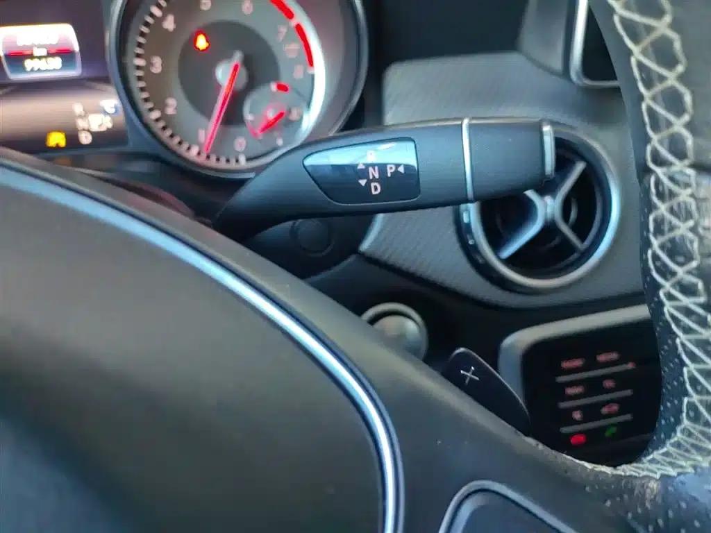 2016 Mercedes-Benz GLA 200 Dynamic — миниатюра 11