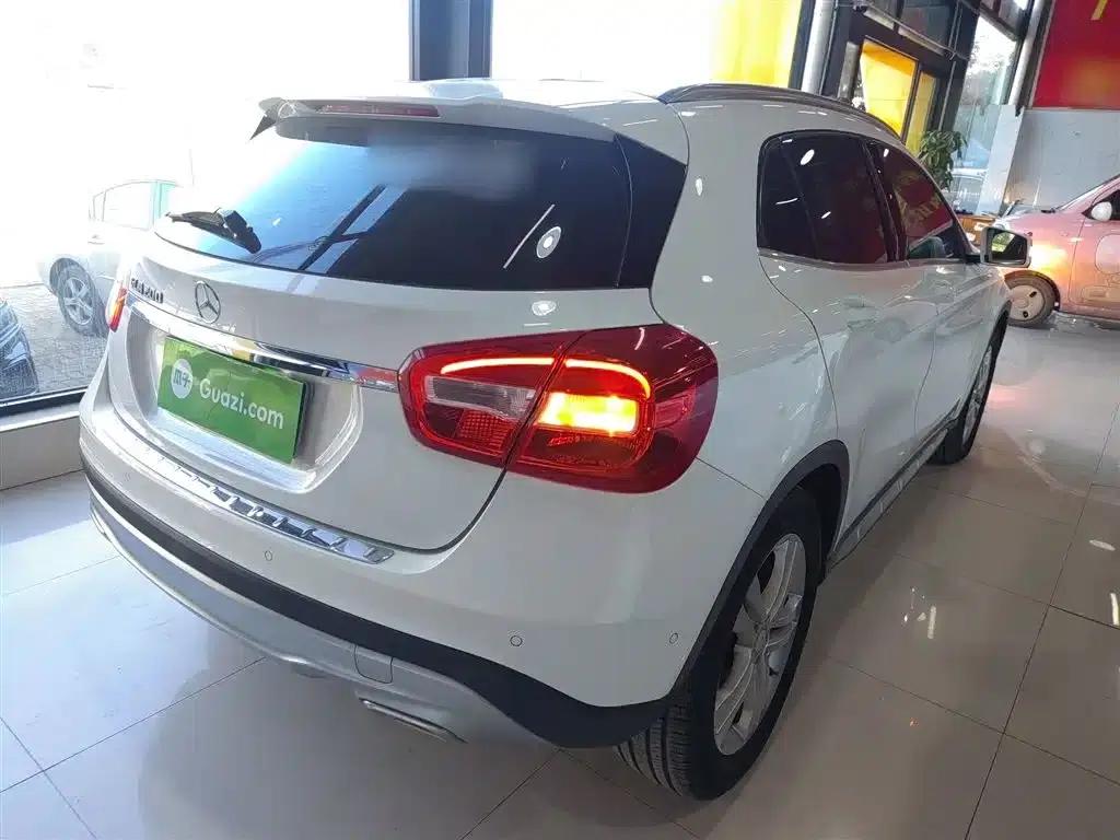 2016 Mercedes-Benz GLA 200 Dynamic — миниатюра 6