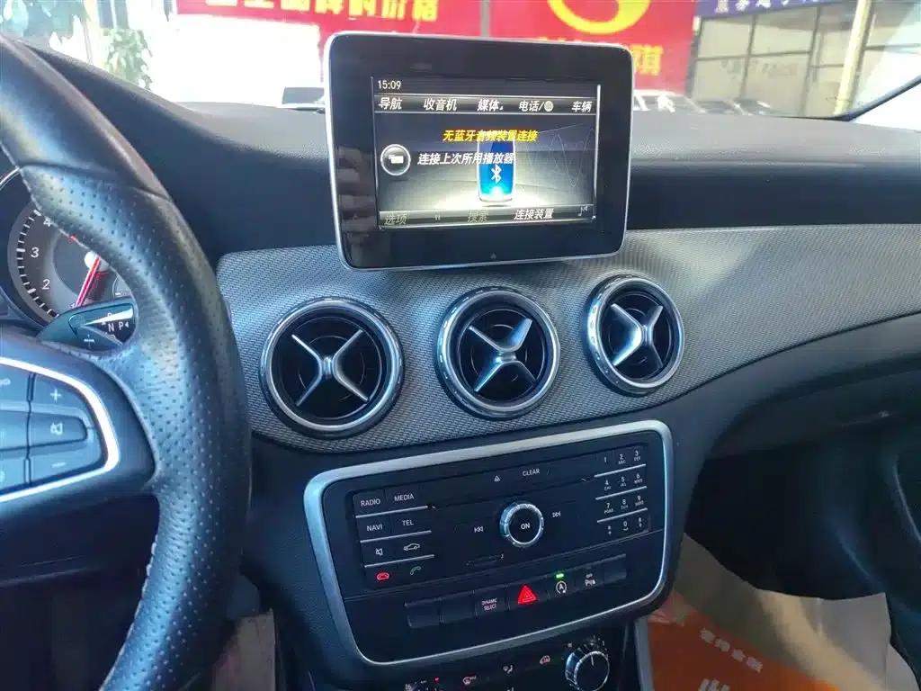 2016 Mercedes-Benz GLA 200 Dynamic — миниатюра 10