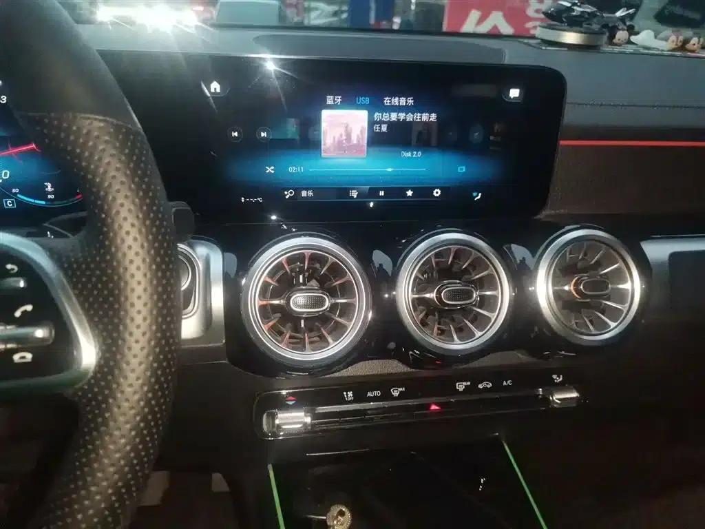 2021 Mercedes-Benz GLB 200 Dynamic — миниатюра 5