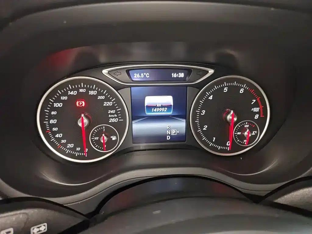 2017 Mercedes-Benz B-Class B 200 Dynamic — миниатюра 5