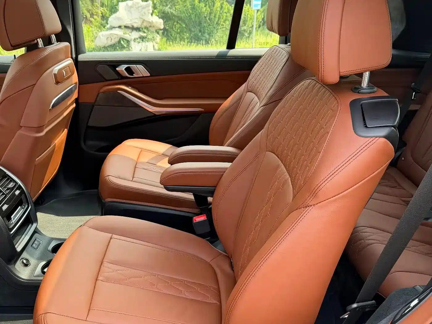 BMW X7 2023 xDrive40i M Sport Package — миниатюра 23