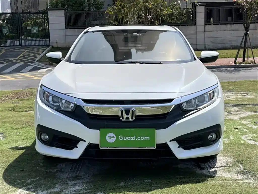 2016 Civic 180TURBO CVT Comfort Edition — миниатюра 4