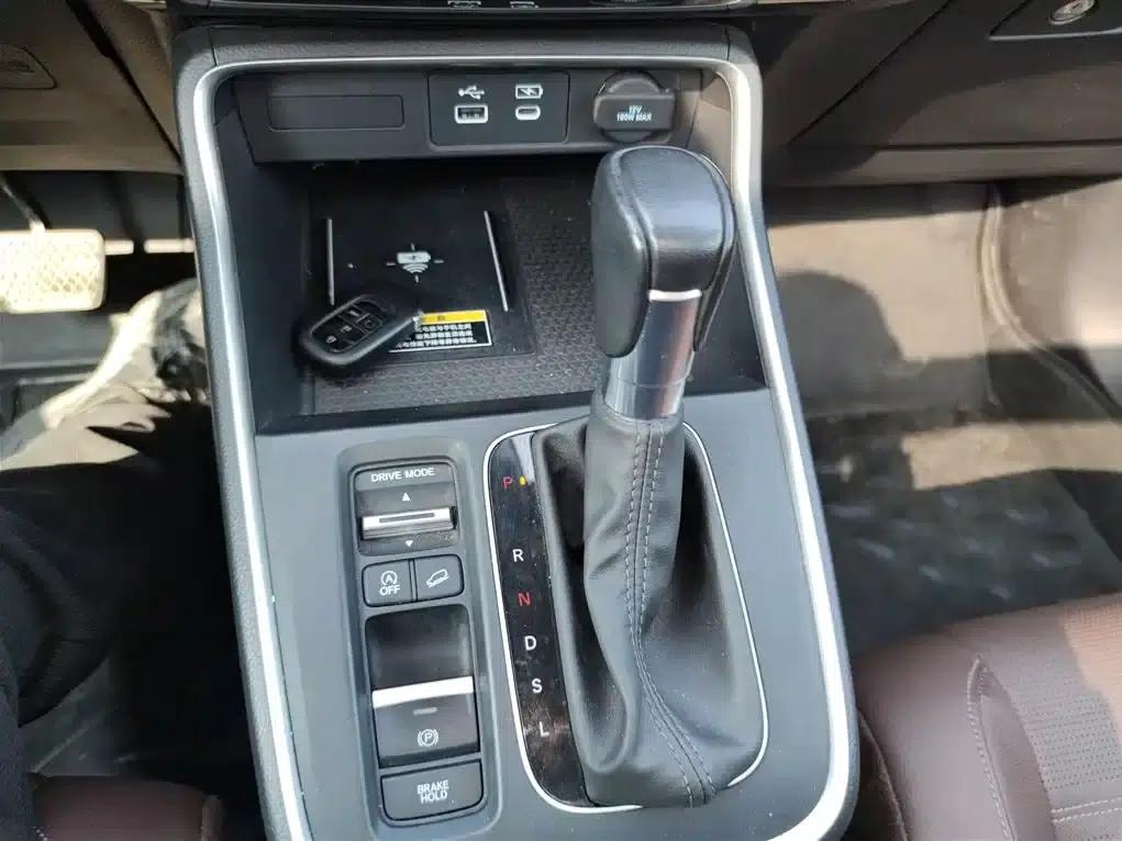 Honda CR-V 2023 240TURBO 2WD Premium Edition 7-seater — миниатюра 14