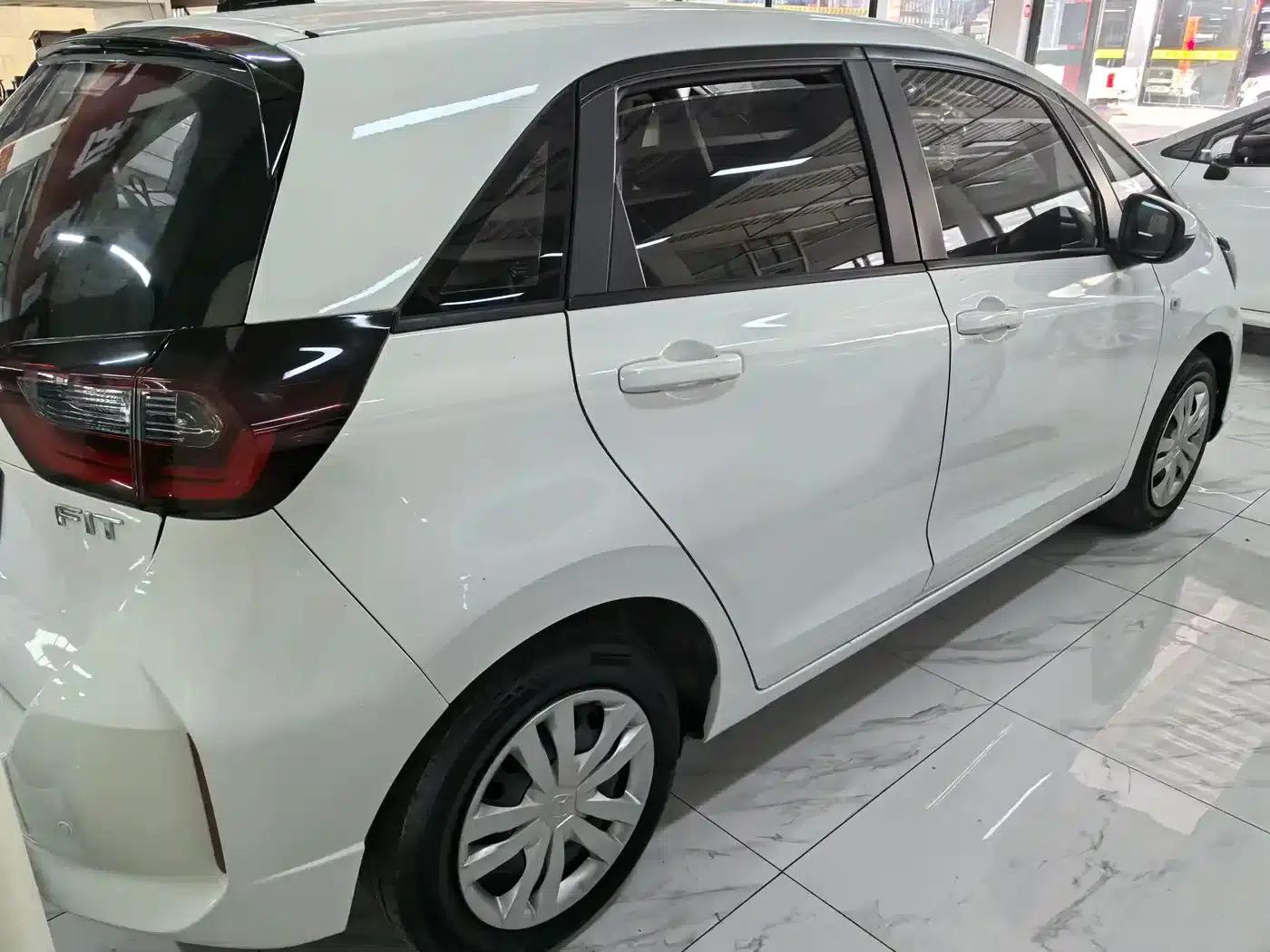 Honda Fit 2023 1.5L CVT Trend Edition — миниатюра 6