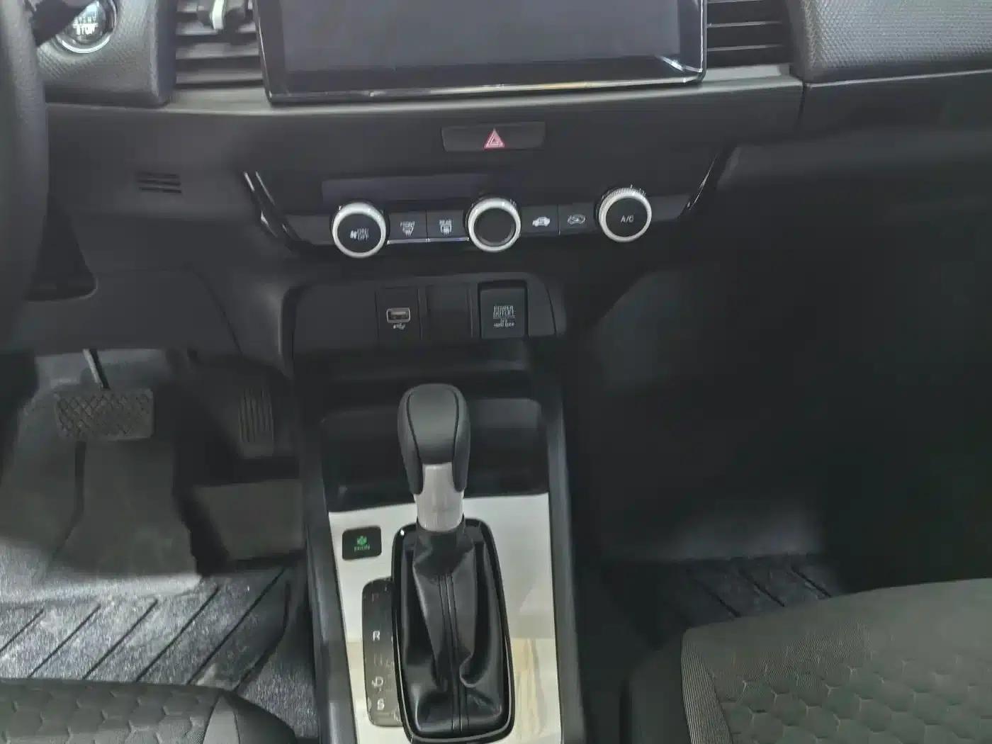 Honda Fit 2023 1.5L CVT Trend Edition — миниатюра 10