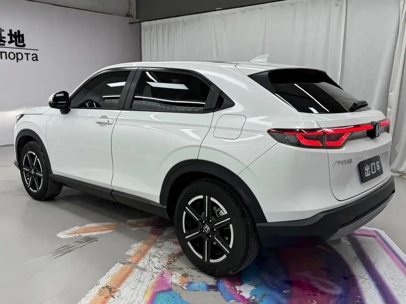 Vezel 2023 1.5L CVT Tech Edition — миниатюра 4