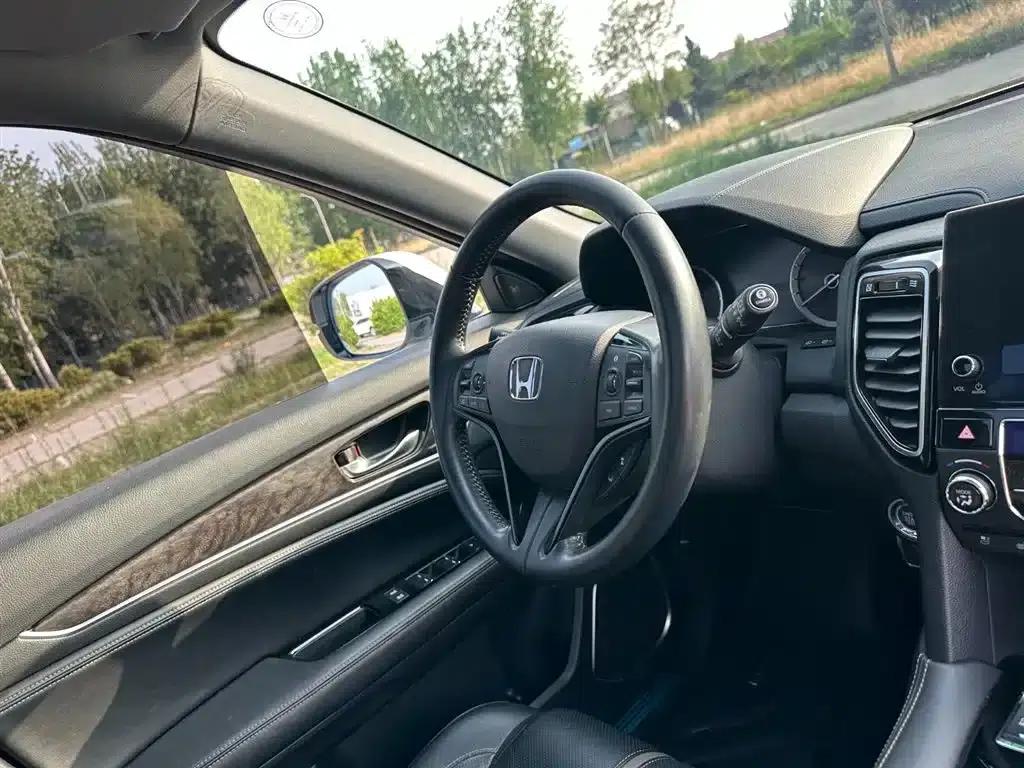 Honda UR-V 2020 370TURBO AWD Premium Edition — миниатюра 17