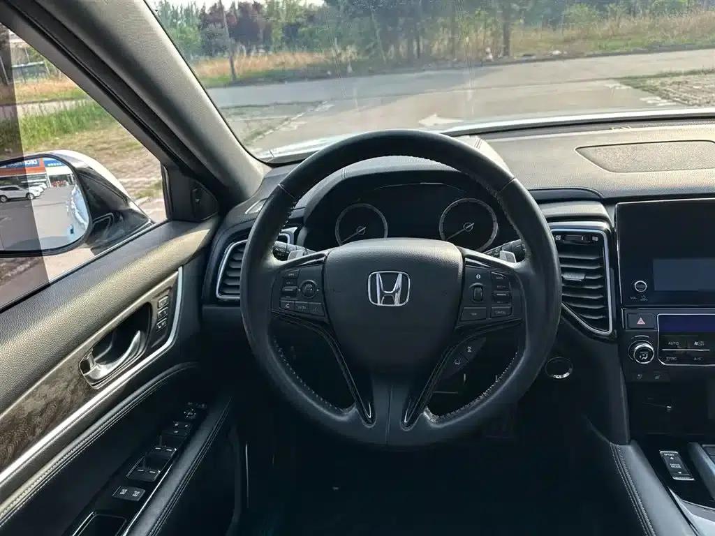 Honda UR-V 2020 370TURBO AWD Premium Edition — миниатюра 20