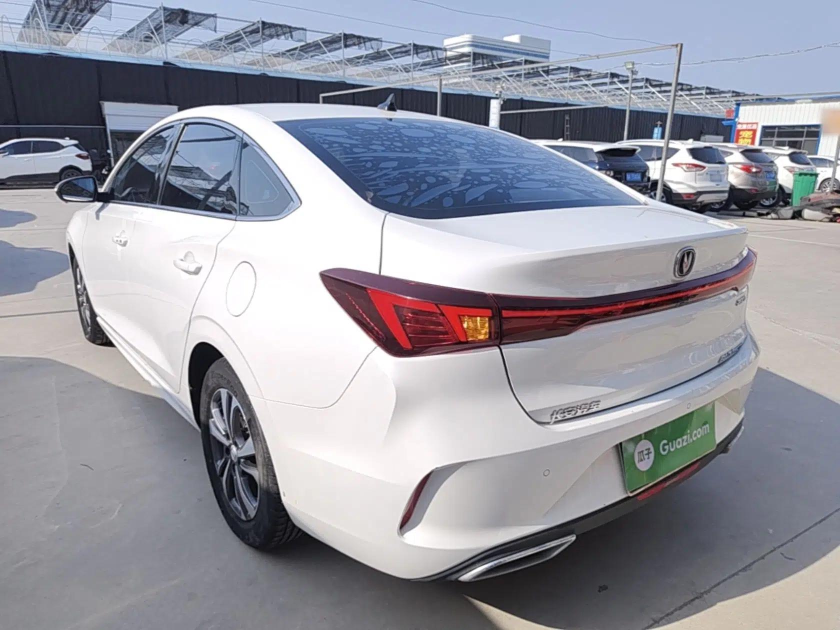 CHANGAN Eado 2022 PLUS Blue Whale NE 1.4T GDI DCT Prestige Edition — миниатюра 4