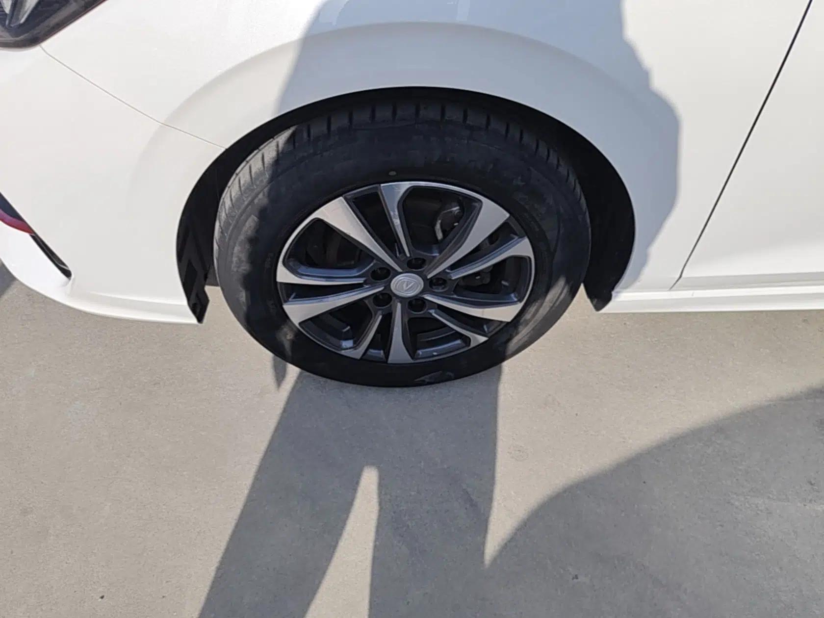CHANGAN Eado 2022 PLUS Blue Whale NE 1.4T GDI DCT Prestige Edition — миниатюра 8