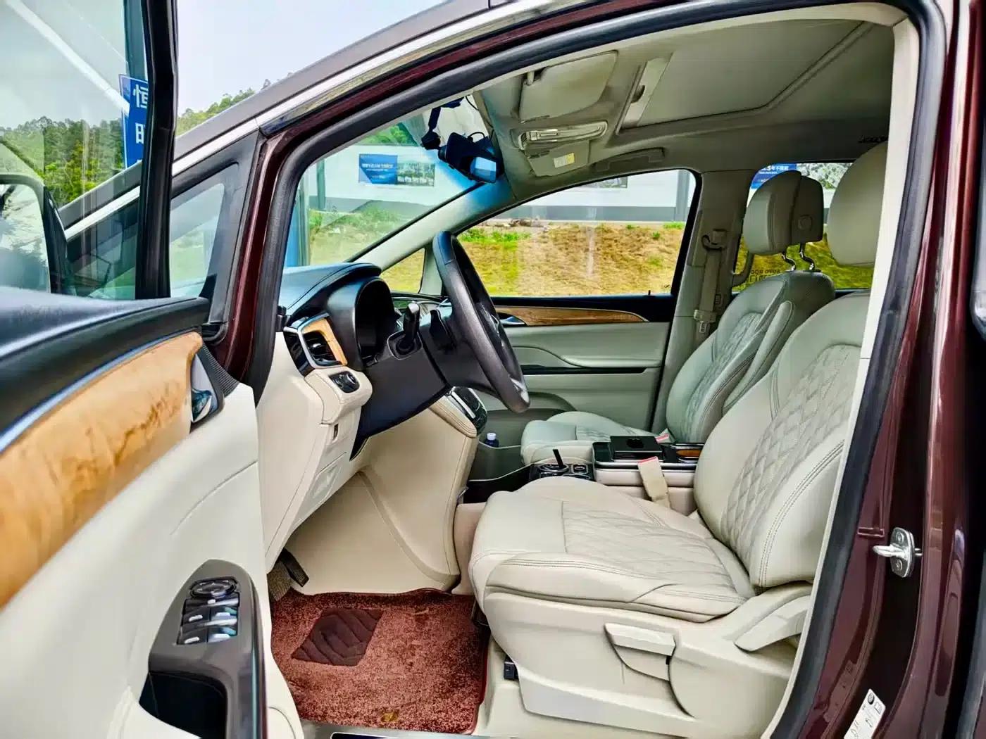 Buick GL8 2018 ES 28T Comfort Model (China VI Emission Standard) — миниатюра 4