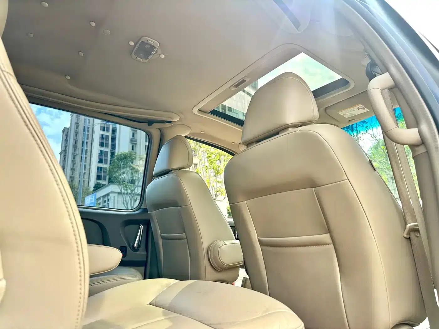 Buick GL8 2011 2.4L CT Luxury Business Comfort Edition — миниатюра 23