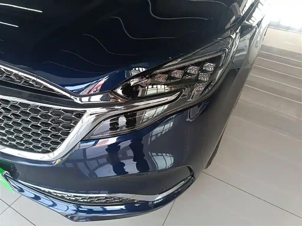 Buick GL8 2022 Avenir Four-Seat Premium Edition — миниатюра 24