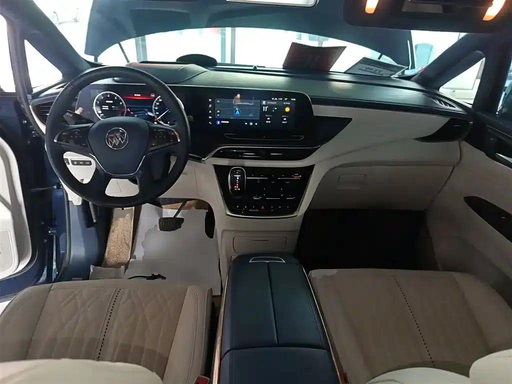 Buick GL8 2022 Avenir Four-Seat Premium Edition — миниатюра 10